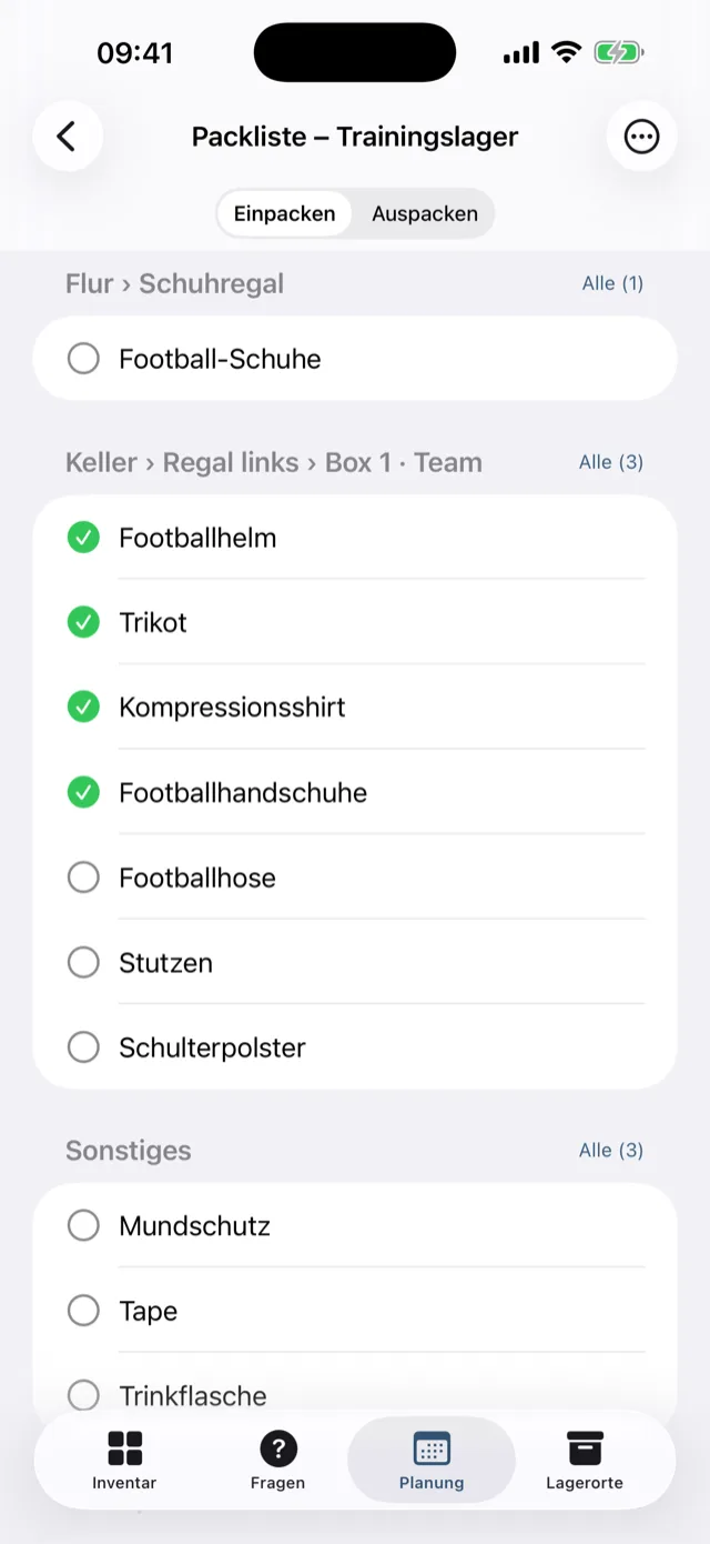 Eine halb abgehakte Packliste zu einem Termin
